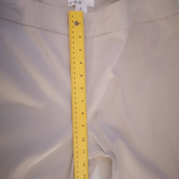 Cleo Ladies Beige Pull On Capri Length Pants - Picture 6 of 7